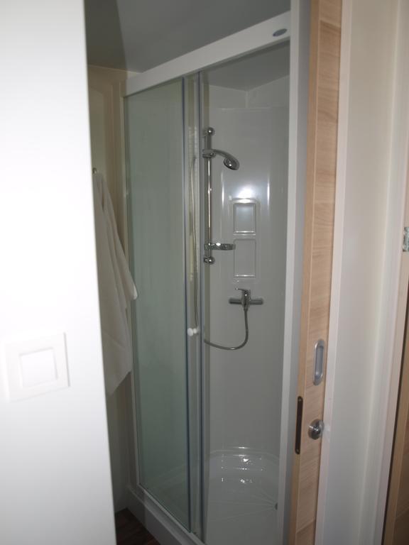 Camping Adria Mobile Home Park Umag Phòng bức ảnh