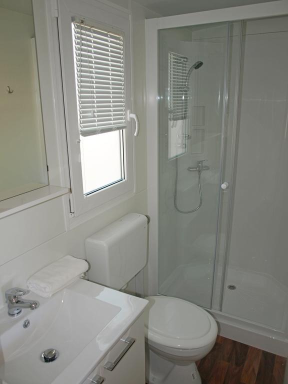 Camping Adria Mobile Home Park Umag Phòng bức ảnh