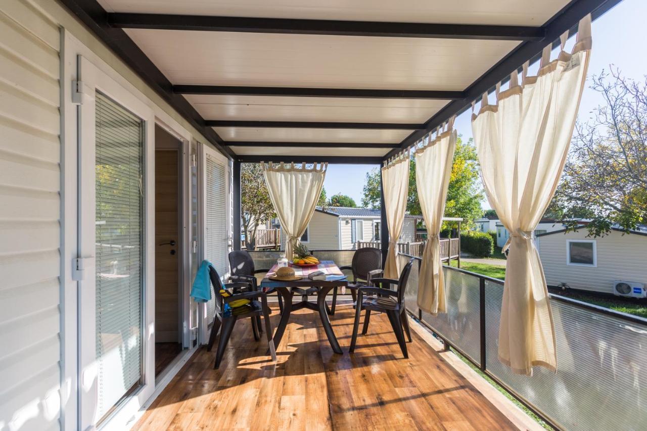 Camping Adria Mobile Home Park Umag Ngoại thất bức ảnh