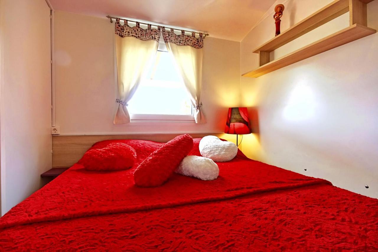 Camping Adria Mobile Home Park Umag Ngoại thất bức ảnh