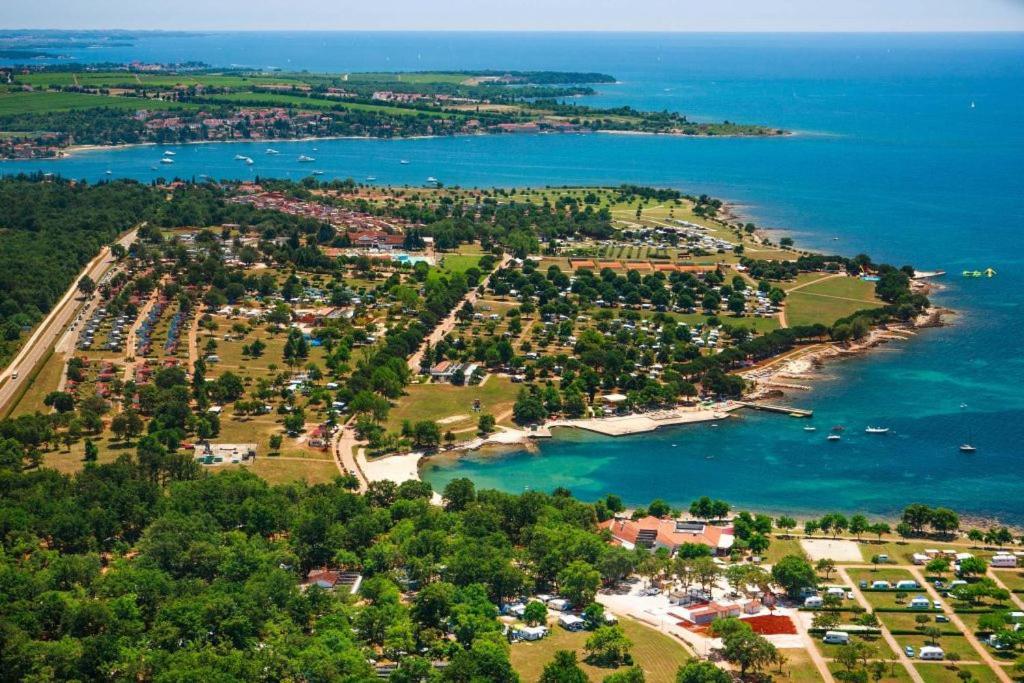 Camping Adria Mobile Home Park Umag Ngoại thất bức ảnh
